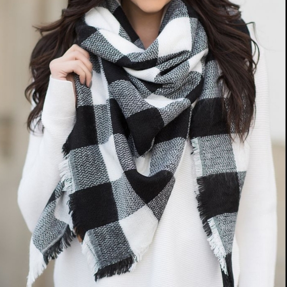 MODA ME COUTURE Accessories - TARTAN Checkered BLANKET SCARF